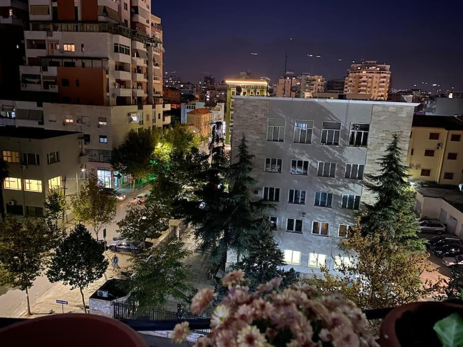 City Centre Big Art'Partment Heart Of The Capital Tirana Bagian luar foto